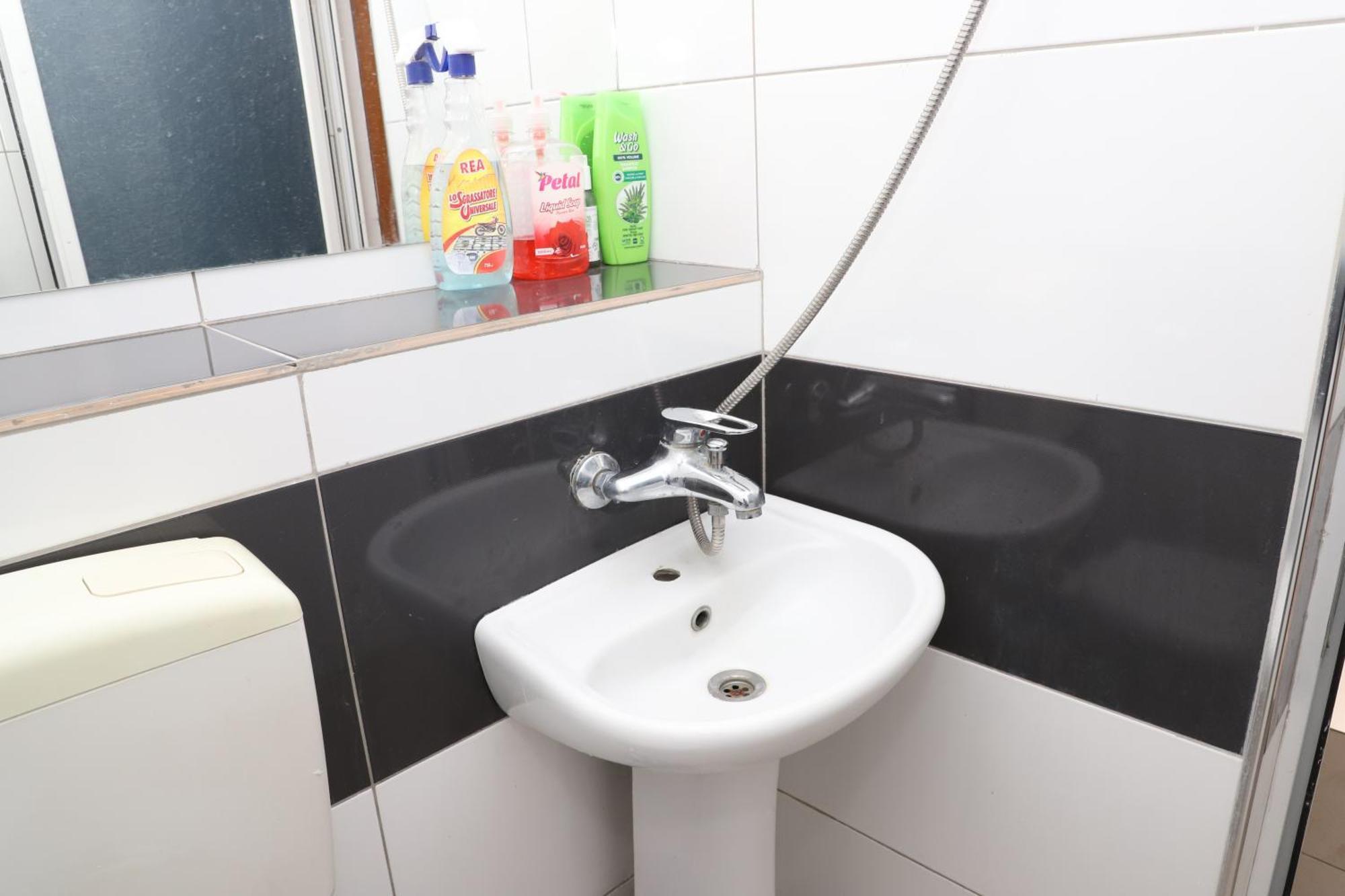 Elvi Aerd Apartment Berat Zewnętrze zdjęcie