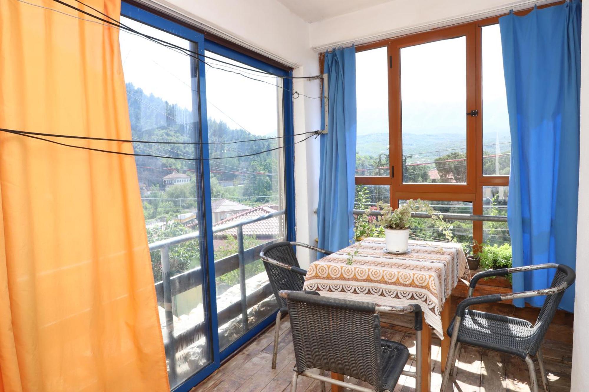 Elvi Aerd Apartment Berat Zewnętrze zdjęcie
