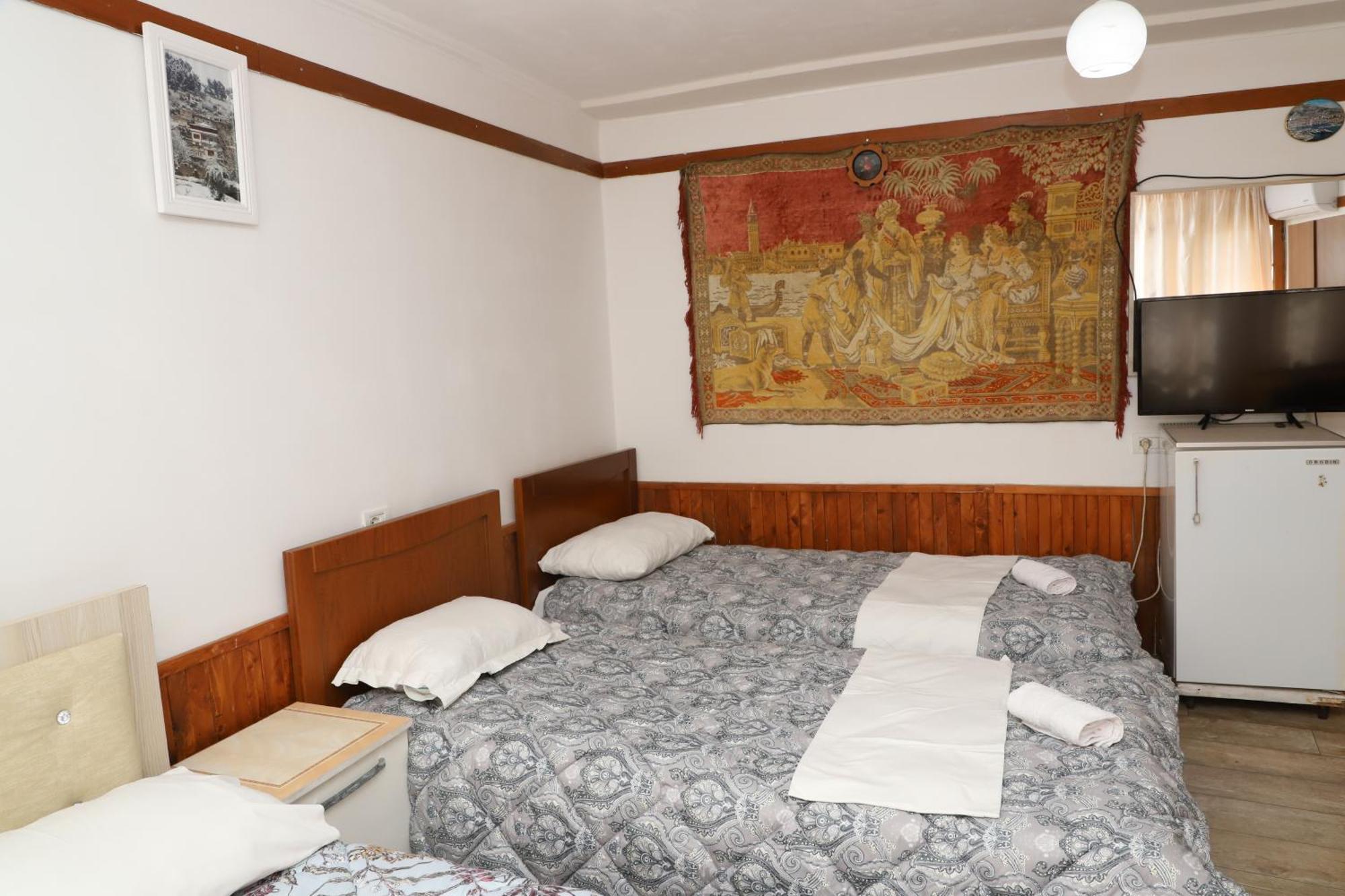 Elvi Aerd Apartment Berat Zewnętrze zdjęcie