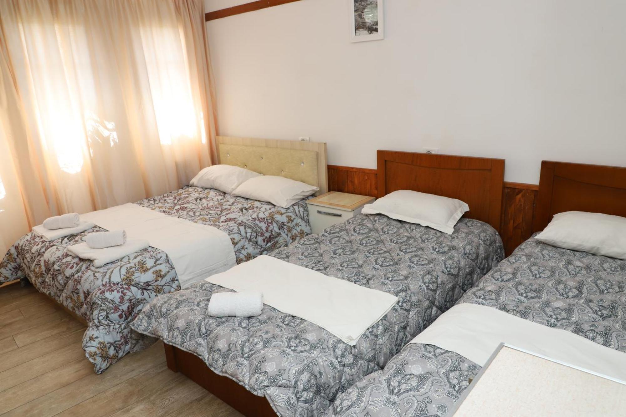 Elvi Aerd Apartment Berat Zewnętrze zdjęcie